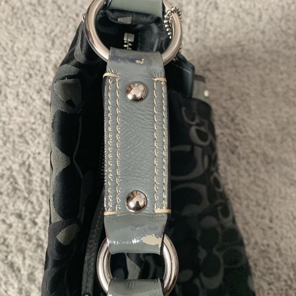 Coach Rare Largest Carly Hobo Bag J0926-F13981 - Picture 7 of 16